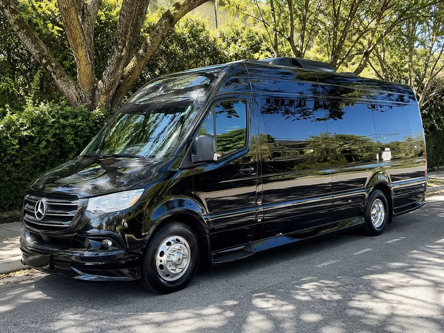 pueblo long distance bus rentals