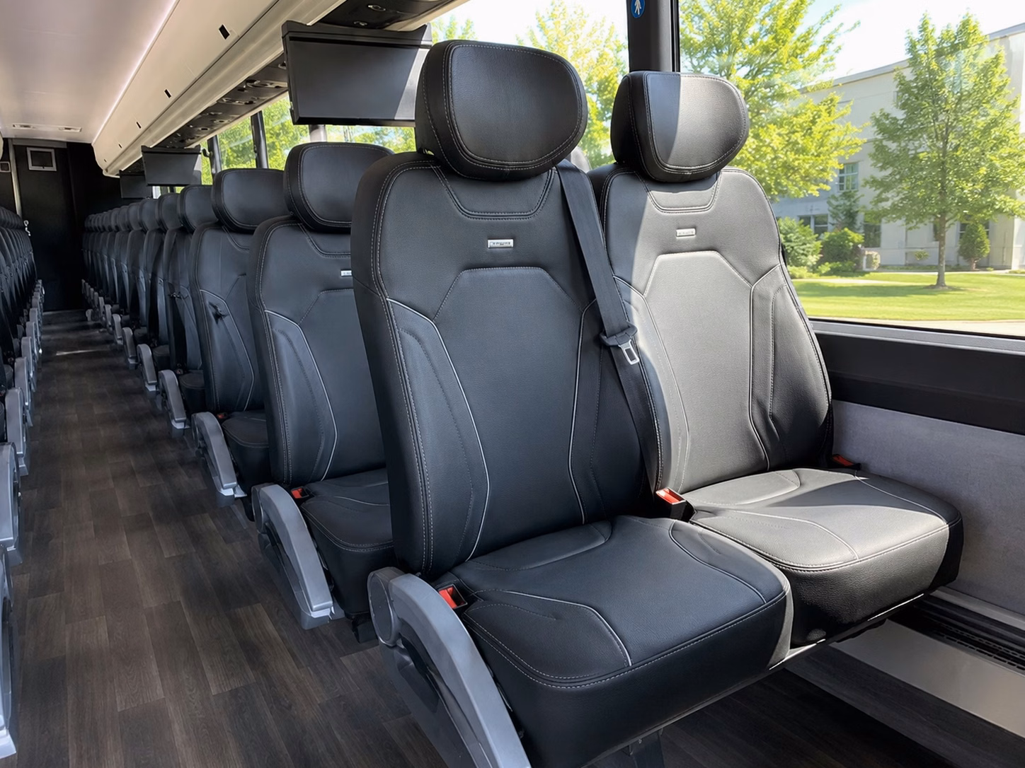 shuttle bus rentals for csu pueblo thunderwolves athletics