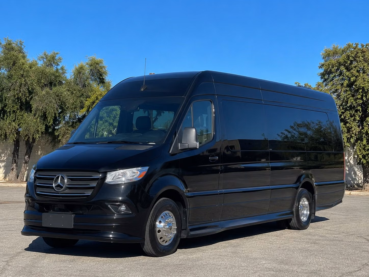transportation serving pueblo and nearby cities